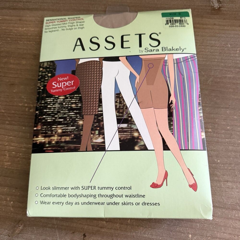 Assets By Sara Blakely Super Tummy Control Shapewear Mid Thigh Shaper Nude Sz 3